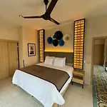 Master Suite Steps From Bellas Artes